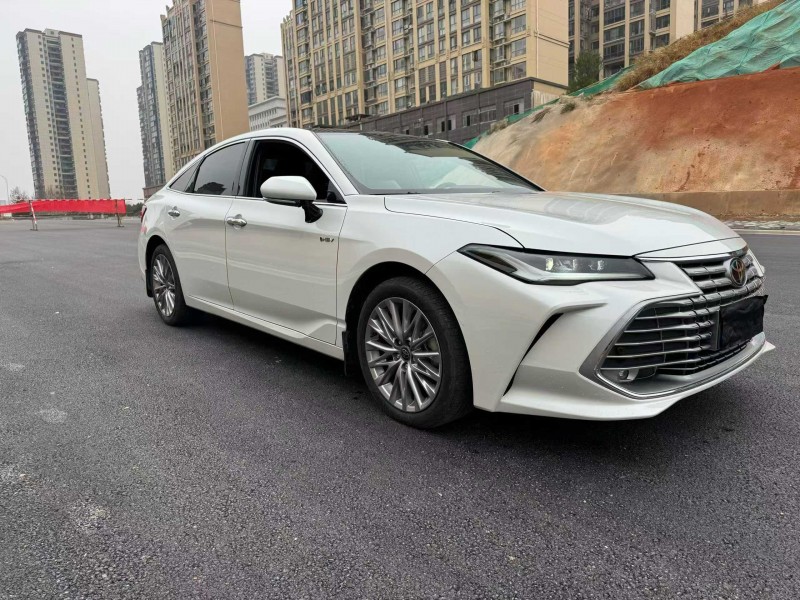 娄底25年丰田亚洲龙3