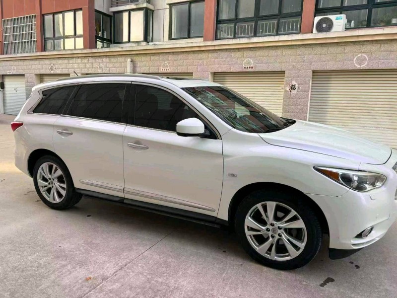 济宁14年英菲尼迪JX353