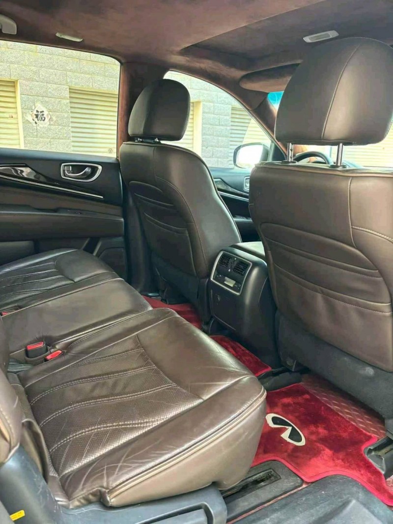 济宁14年英菲尼迪JX354