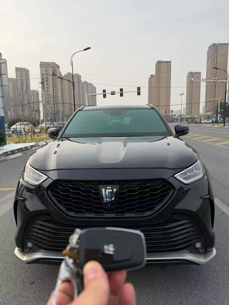 安庆23年丰田皇冠1