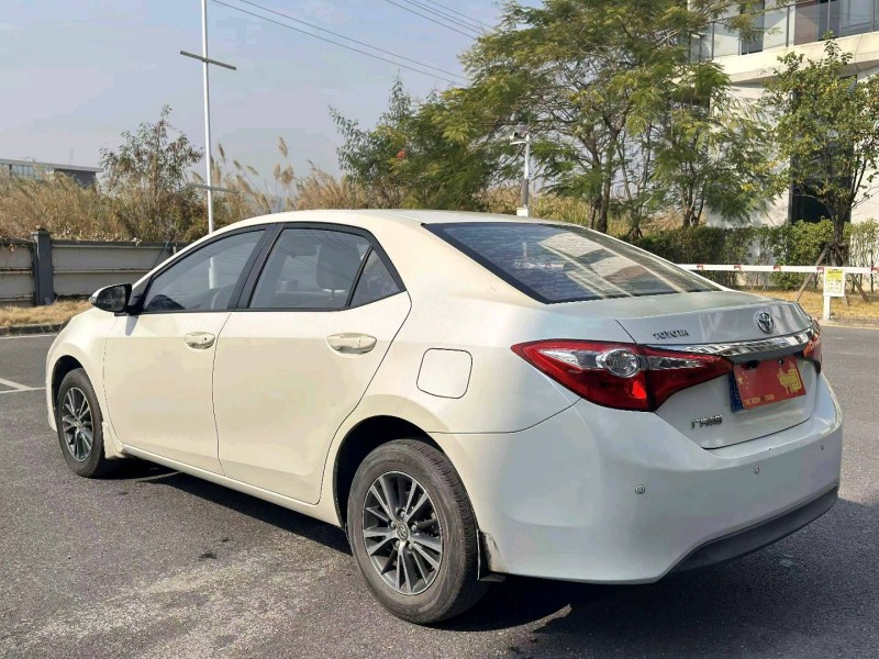 广州15年丰田雷凌9