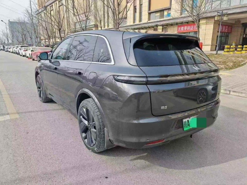 咸阳23年理想L77