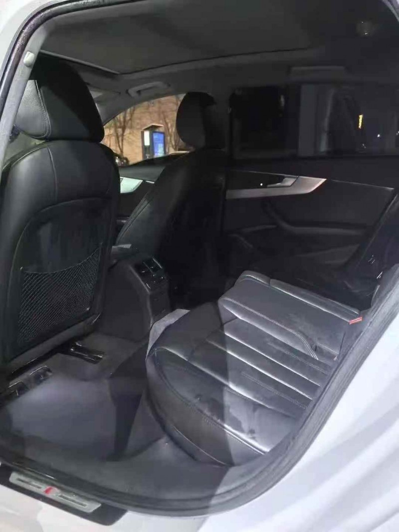 合肥19年奥迪A4L7