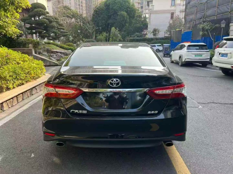 韶关21年丰田凯美瑞9