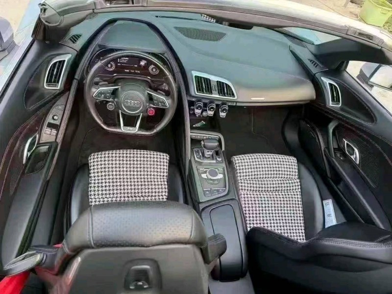 济宁20年奥迪R89