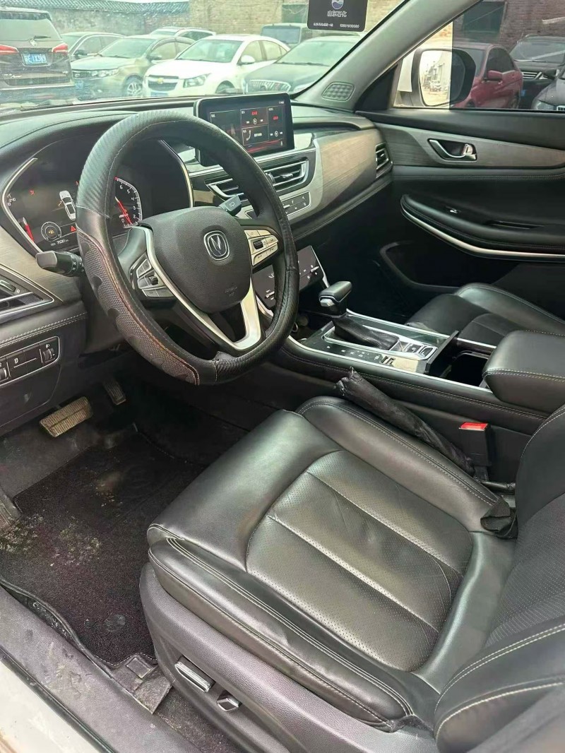 菏泽19年长安汽车CS753