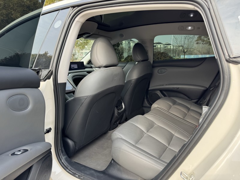 盐城24年智己L68