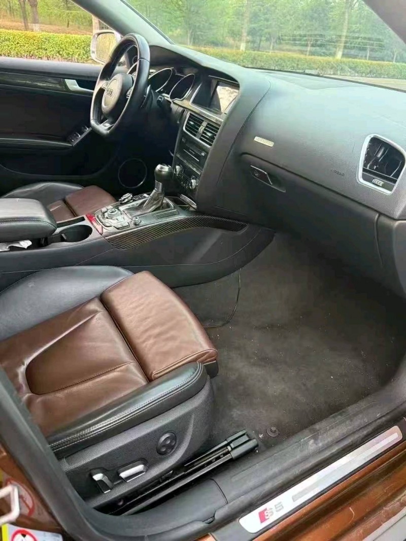 青岛13年奥迪S57