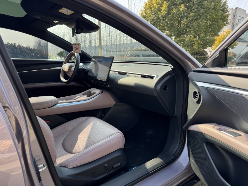 盐城25年小鹏汽车m038