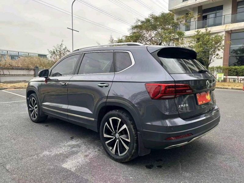 广州19年大众途岳8