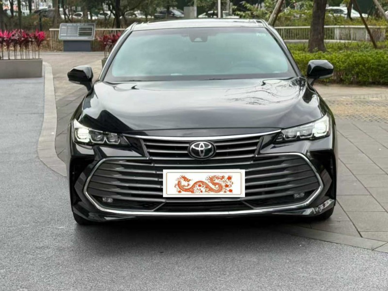 佛山22年丰田亚洲龙1