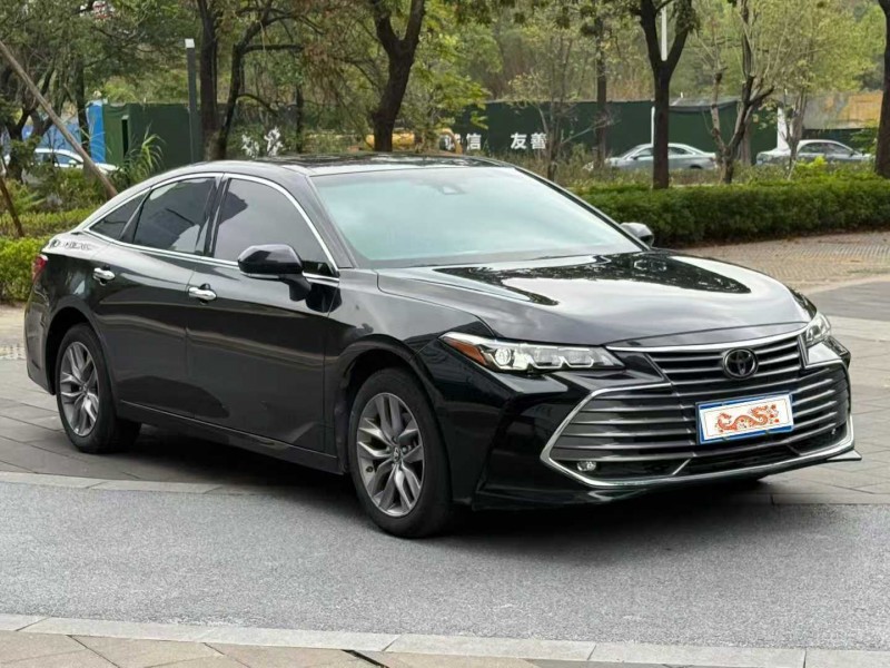 佛山22年丰田亚洲龙2