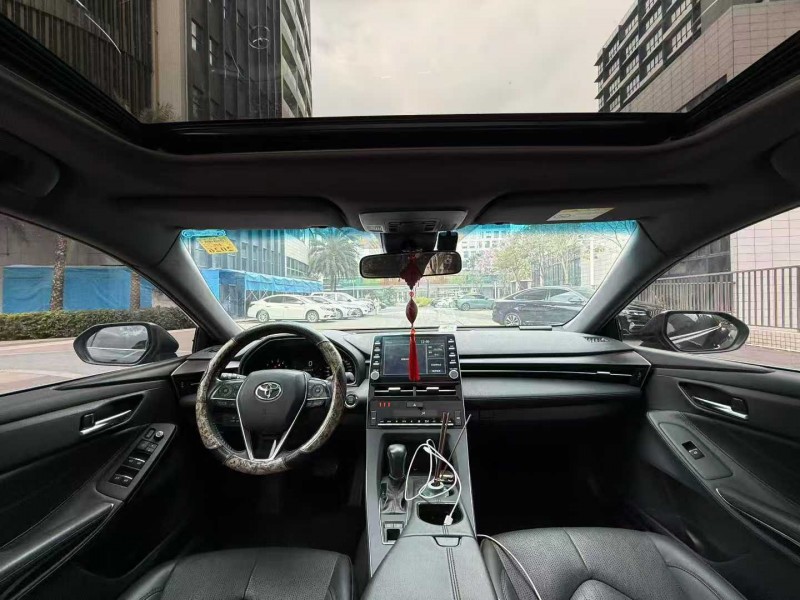 佛山22年丰田亚洲龙4