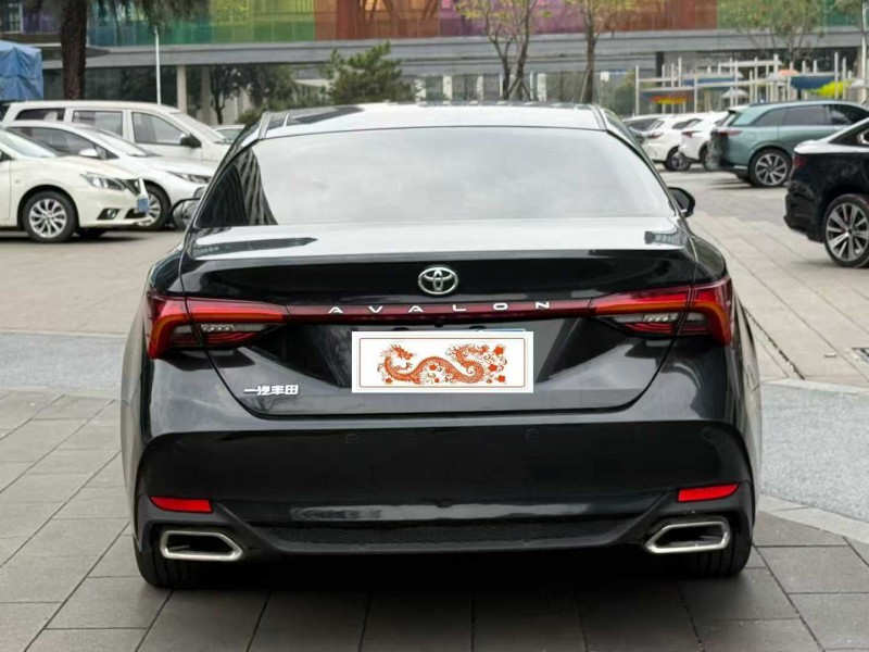 佛山22年丰田亚洲龙9