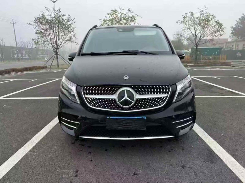 东营21年奔驰V1