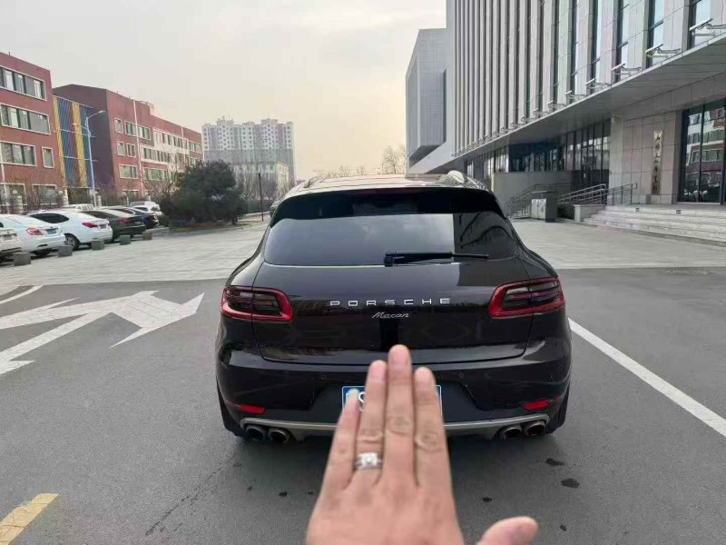 枣庄16年保时捷Macan9