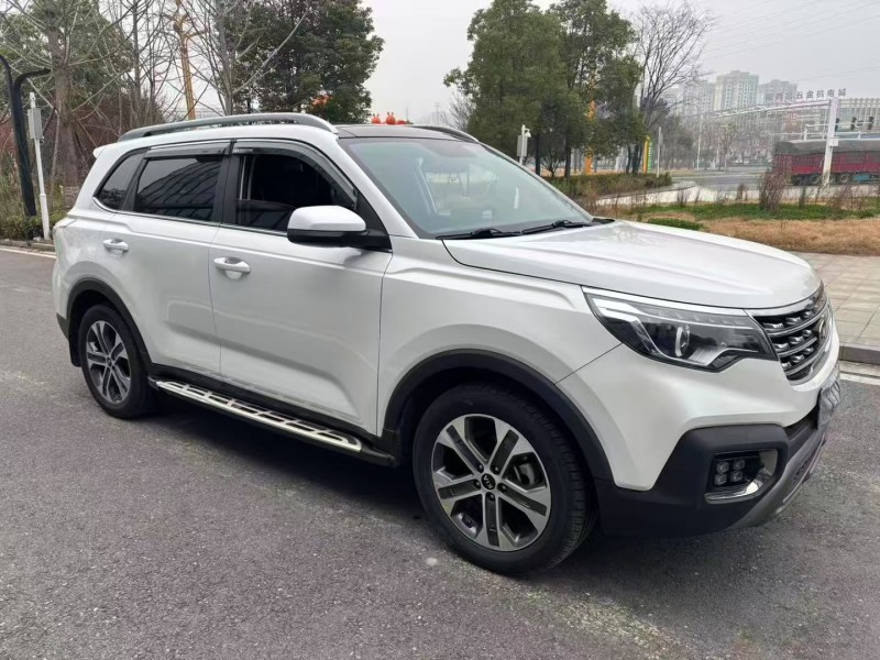 常德19年起亚智跑6