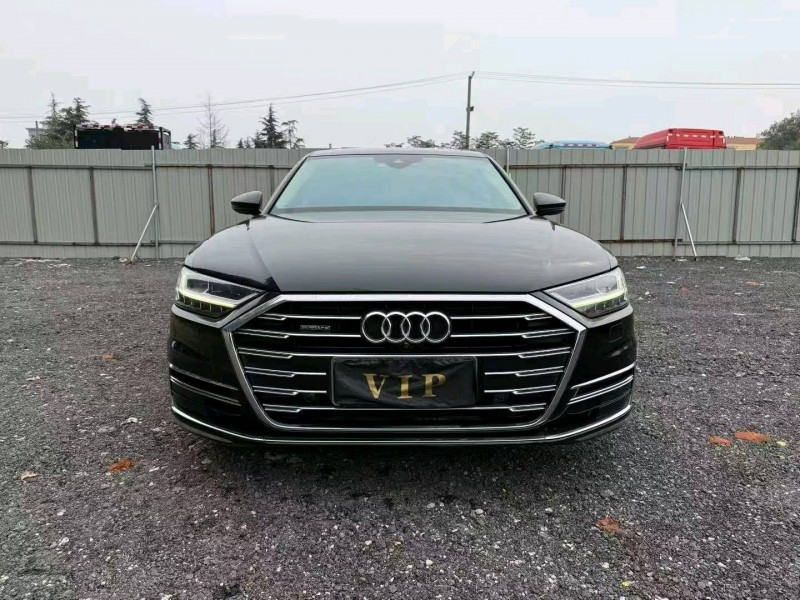 焦作19年奥迪A8L1