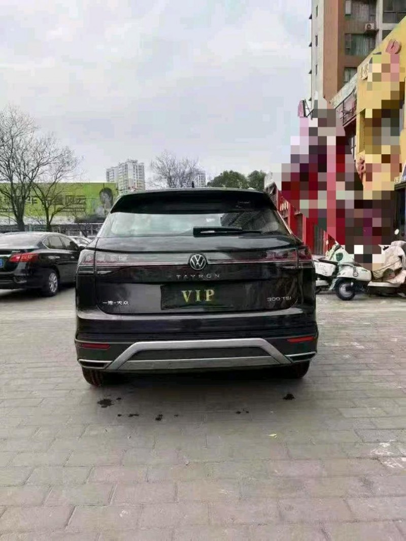 襄阳25年大众探岳7