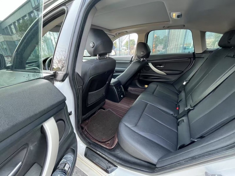 常德17年宝马3系4