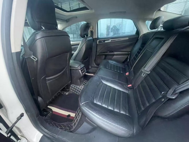 常德14年福特蒙迪欧5