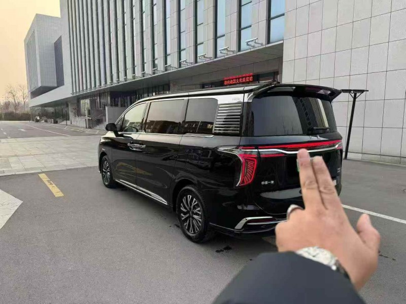 枣庄25年红旗HQ98