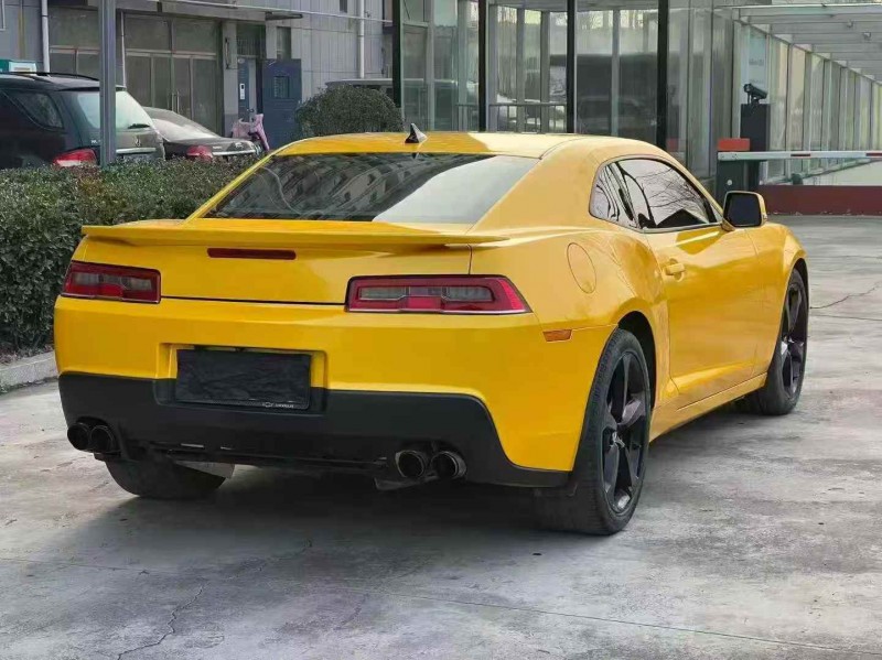 济宁16年雪佛兰科迈罗8