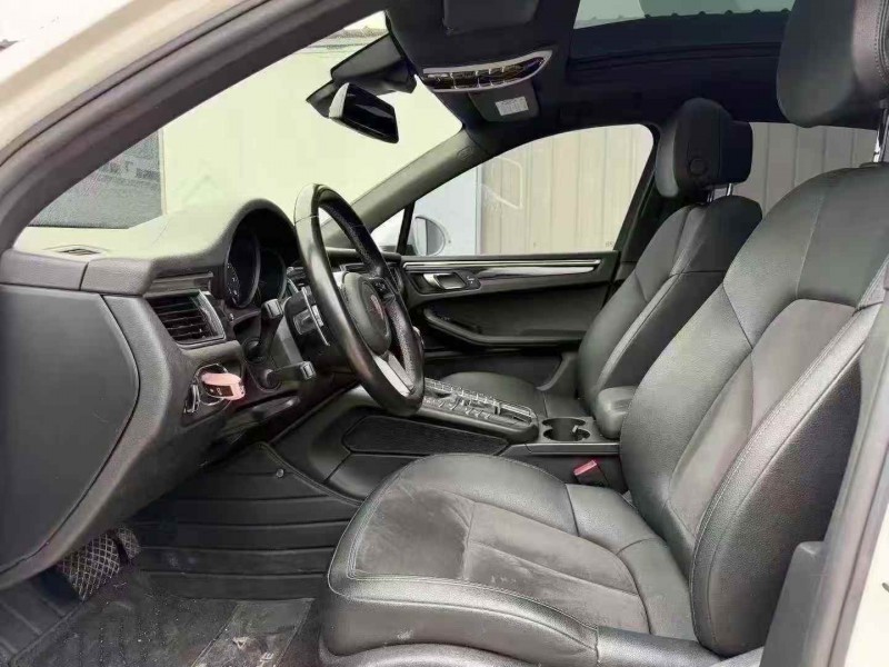 烟台17年保时捷Macan4