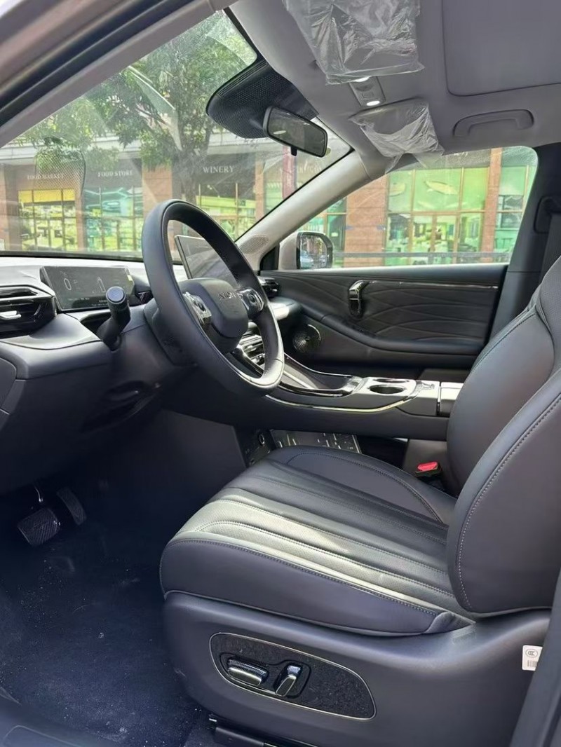 东莞25年传祺埃安V6