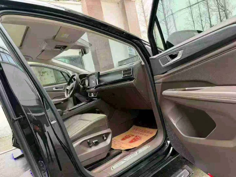 徐州25年大众威然9