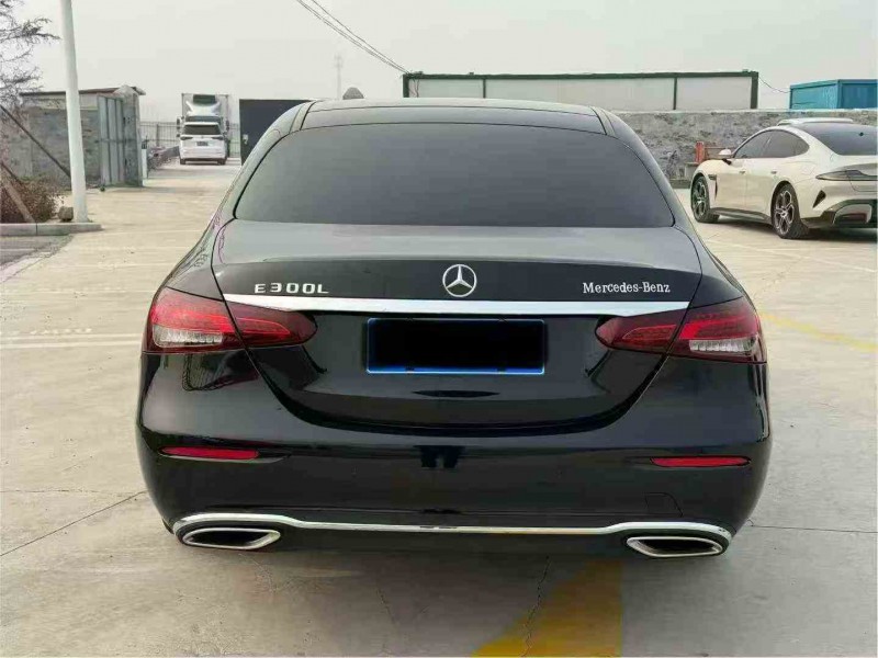 新乡20年奔驰E9