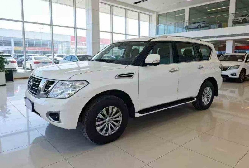 张家口19年日产途乐3