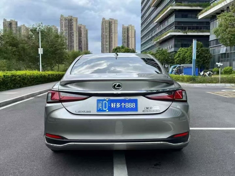 东莞24年雷克萨斯ES9