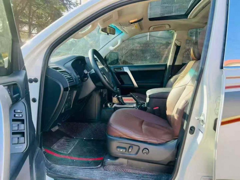 东营20年丰田普拉多4