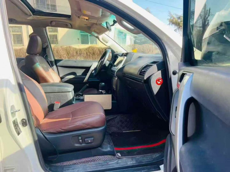 东营20年丰田普拉多7