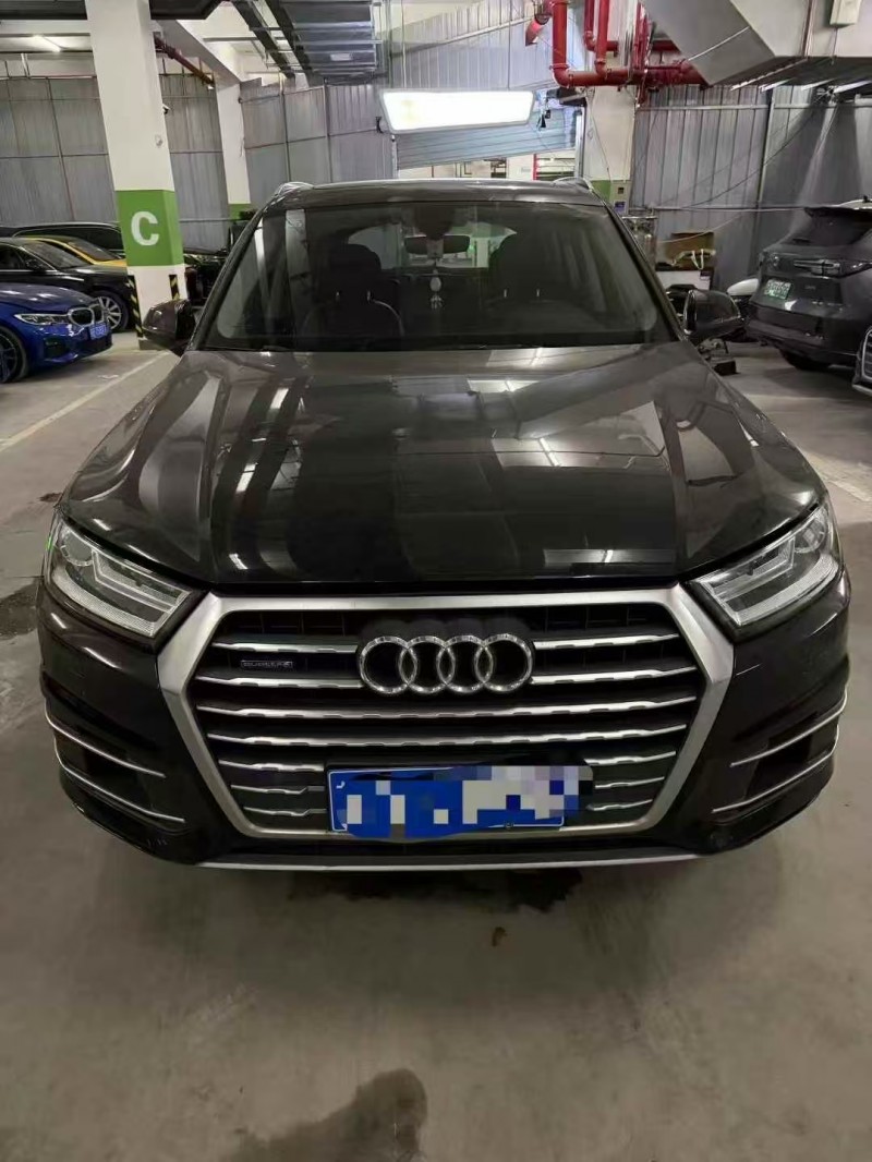 重庆17年奥迪Q71