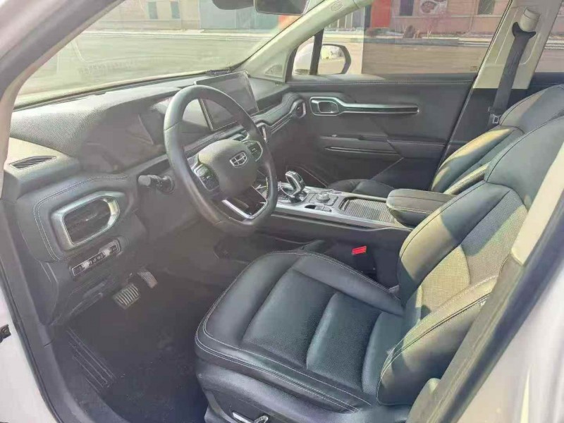 东营21年吉利豪越3