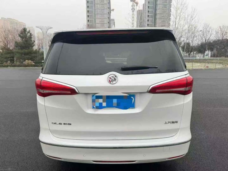 东营19年别克GL89