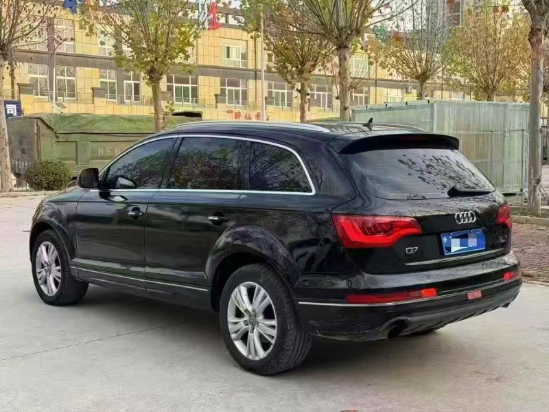 聊城10年奥迪Q78