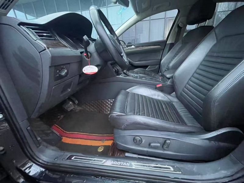 常德18年大众迈腾3