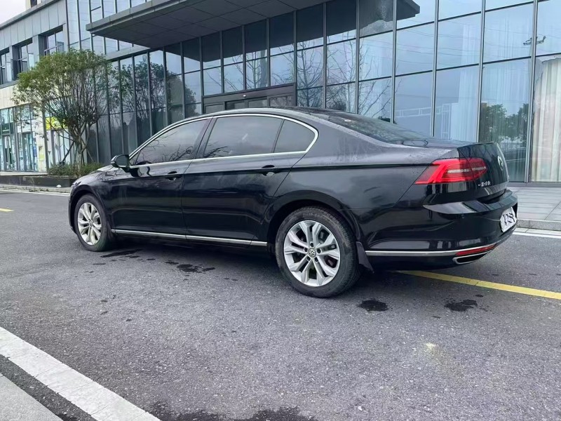 常德18年大众迈腾9