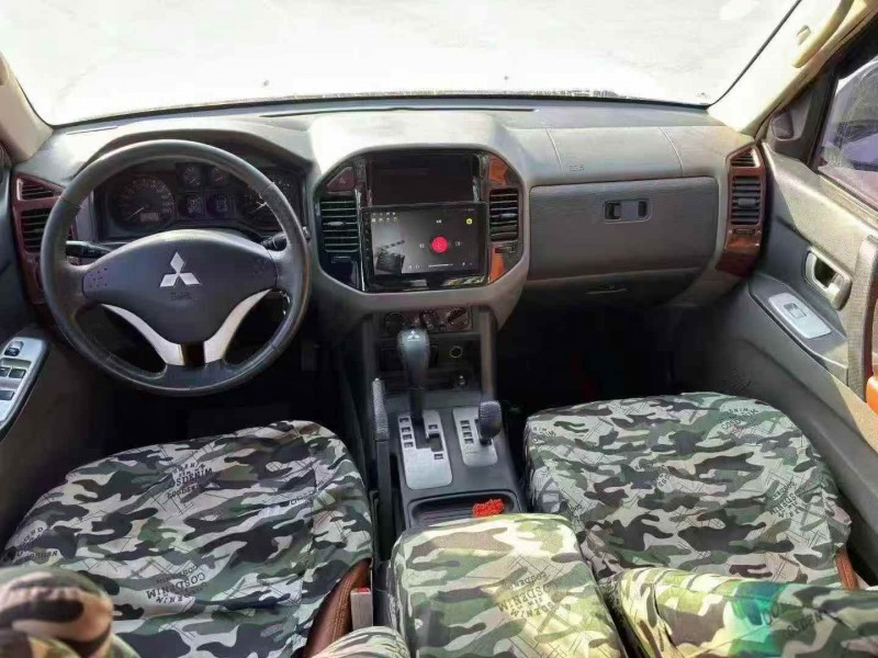 邯郸12年三菱帕杰罗6