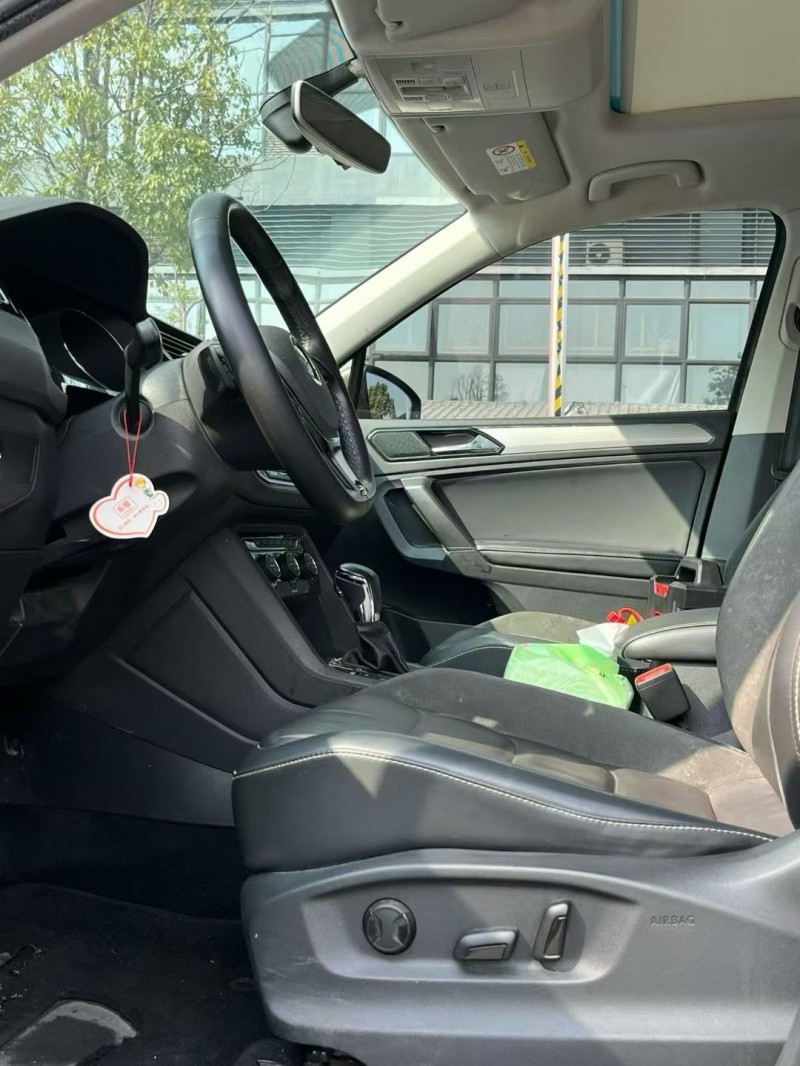 东莞18年大众途观4