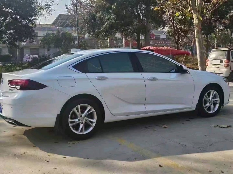 菏泽21年别克君威2