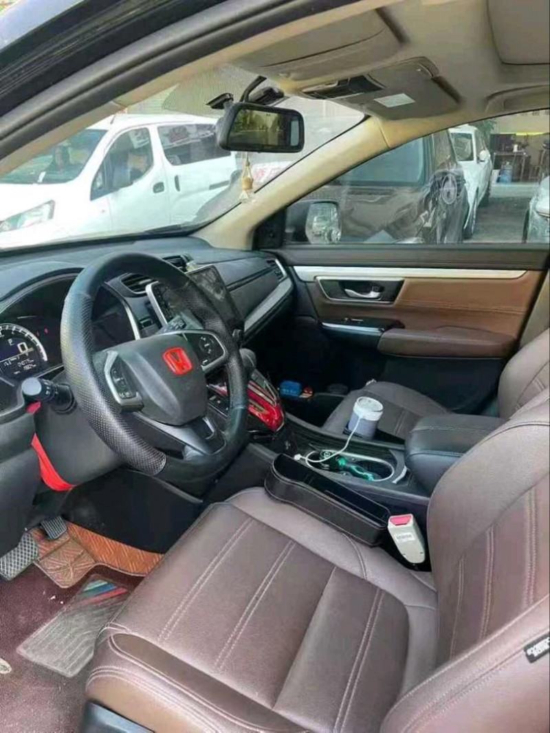 南宁20年本田CRV3