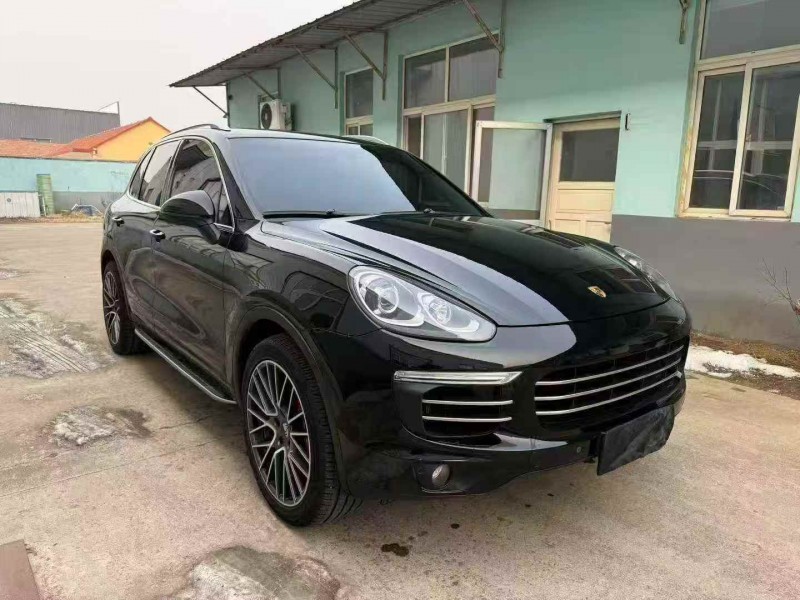 淄博17年保时捷卡宴2