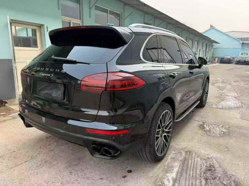 淄博17年保时捷卡宴8