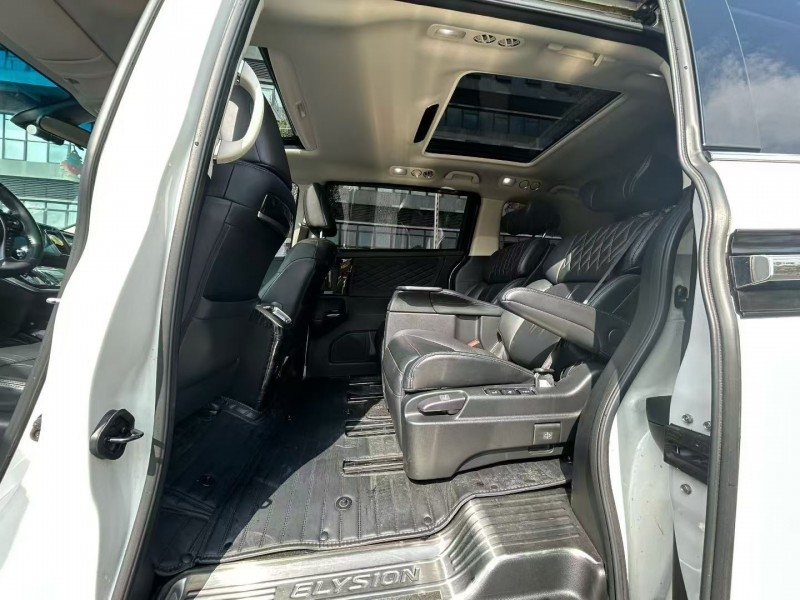 东莞20年本田艾力绅4