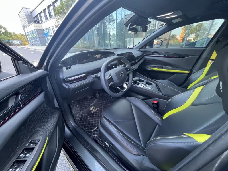 常德22年长安汽车UNI3