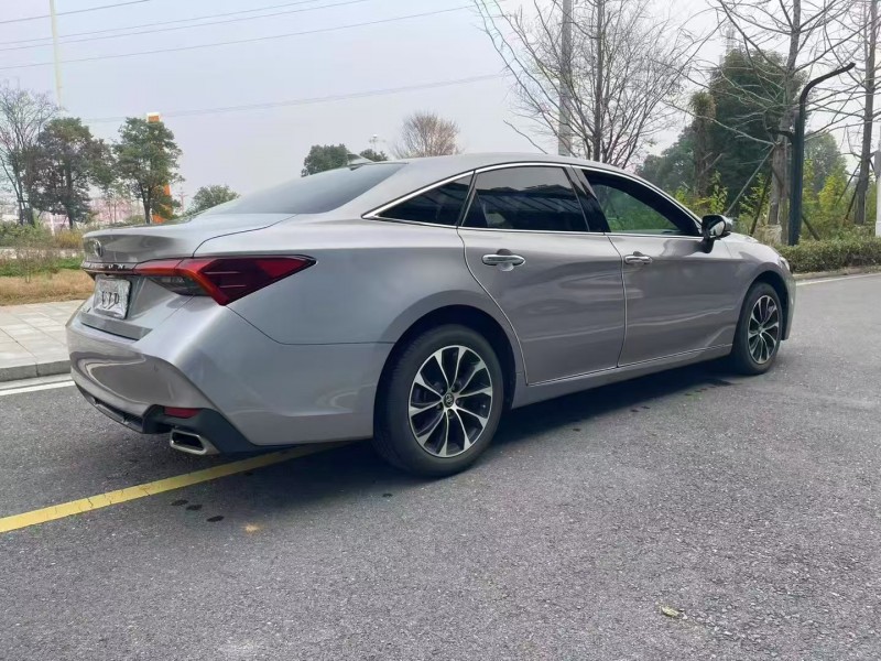 常德22年丰田亚洲龙7